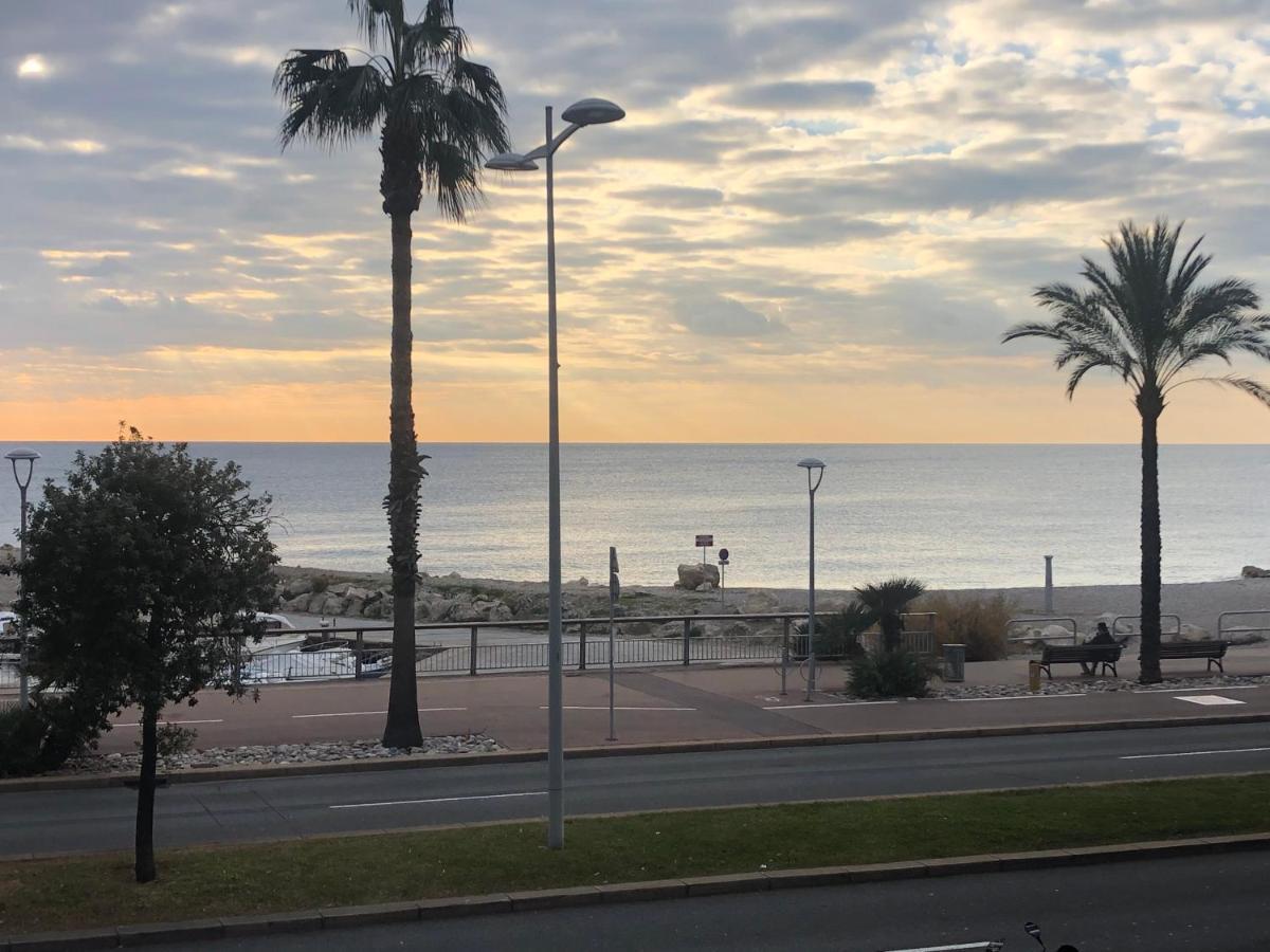 Front De Mer,Plage, Piscine, Parking Cagnes-sur-Mer Exterior photo