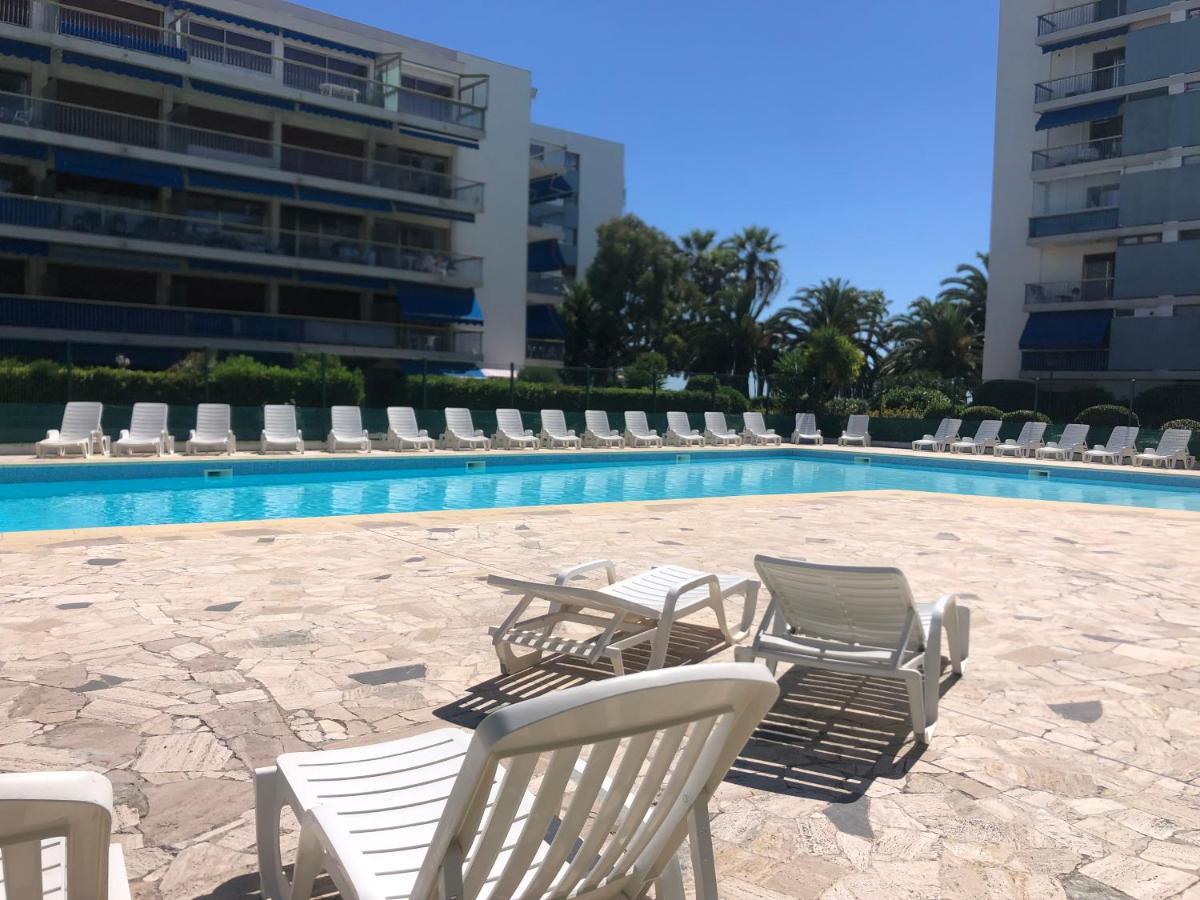 Front De Mer,Plage, Piscine, Parking Cagnes-sur-Mer Exterior photo