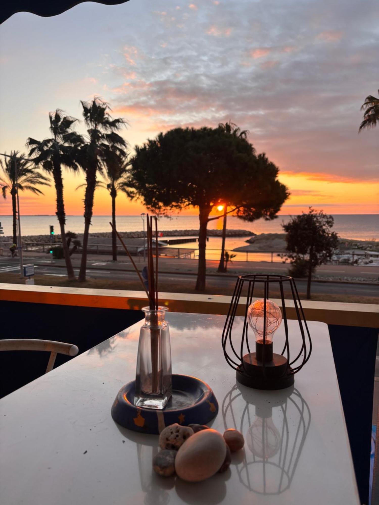 Front De Mer,Plage, Piscine, Parking Cagnes-sur-Mer Exterior photo