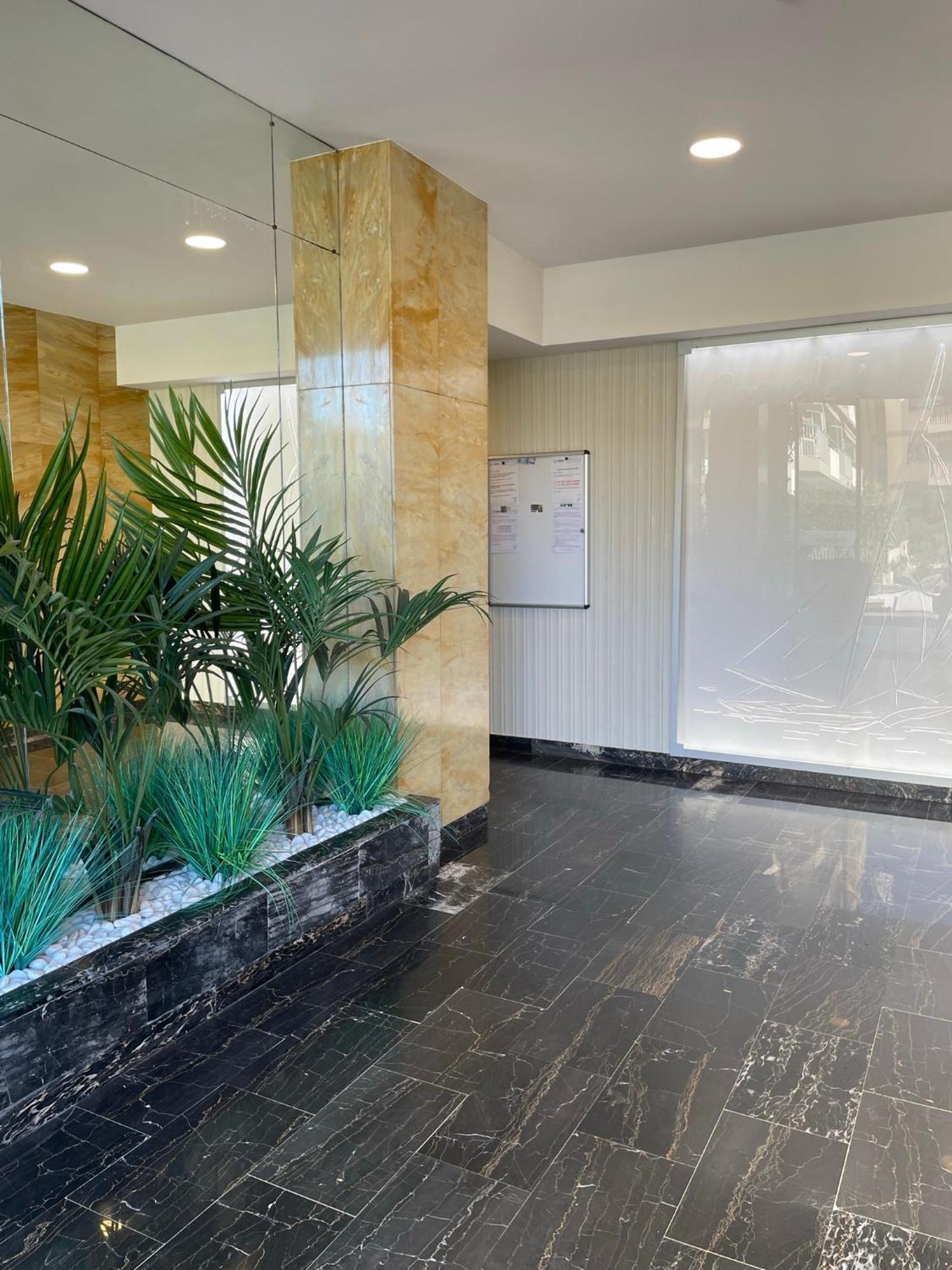 Front De Mer,Plage, Piscine, Parking Cagnes-sur-Mer Exterior photo