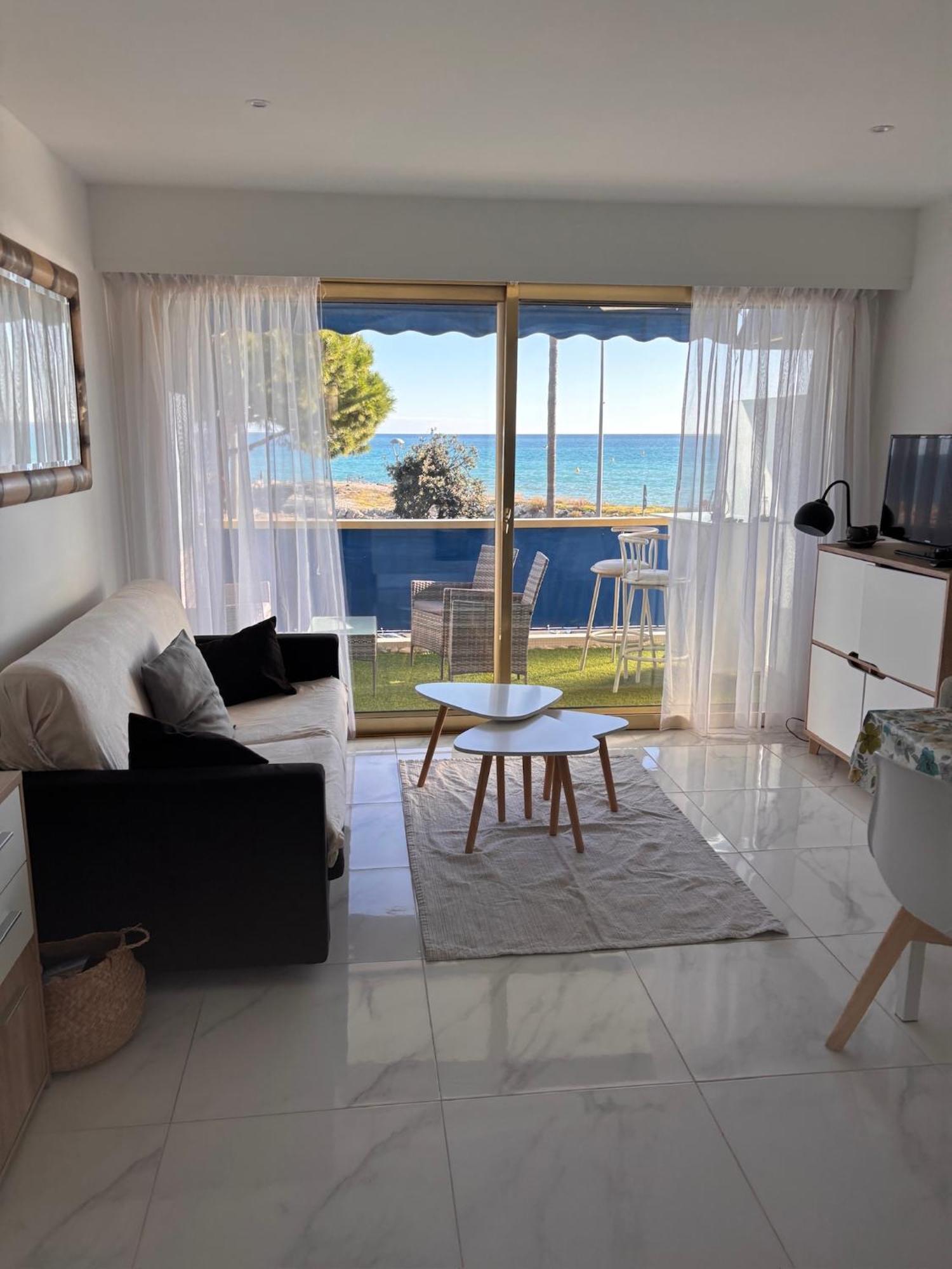 Front De Mer,Plage, Piscine, Parking Cagnes-sur-Mer Exterior photo